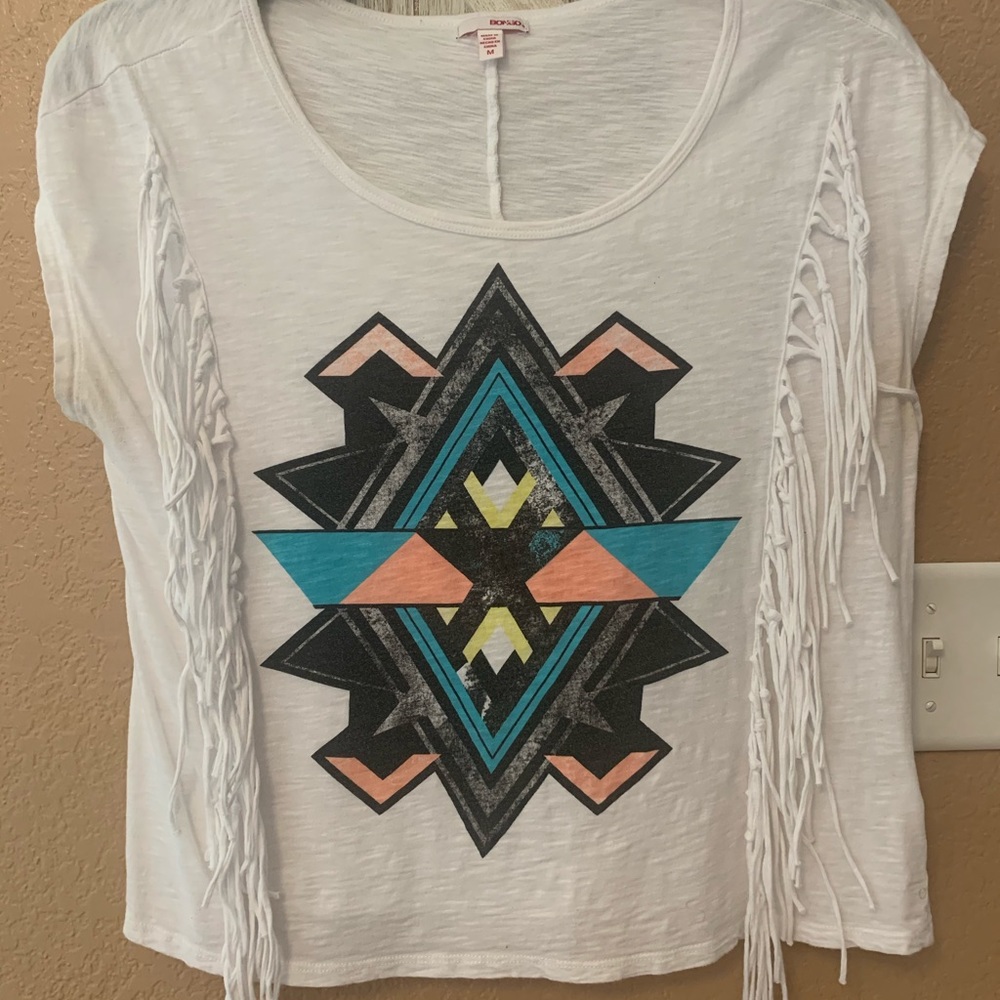 White fringe geometric t-shirt